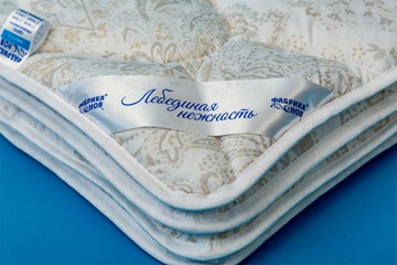 Одеяло всесезонное полутороспальное Лебединая нежность в Казани - предосмотр 1