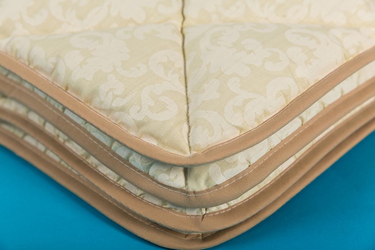 Одеяло всесезонное полутороспальное Шерсть & Хлопок в Нижнекамске - изображение 1